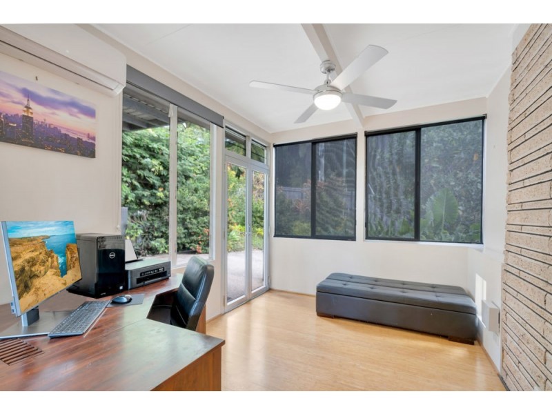 28 Atherton Street, Whitfield QLD 4870