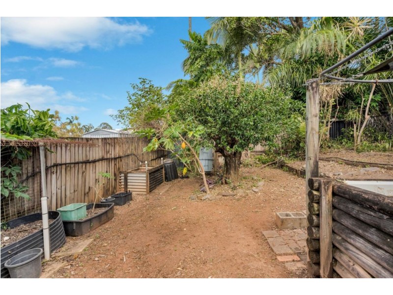 28 Atherton Street, Whitfield QLD 4870