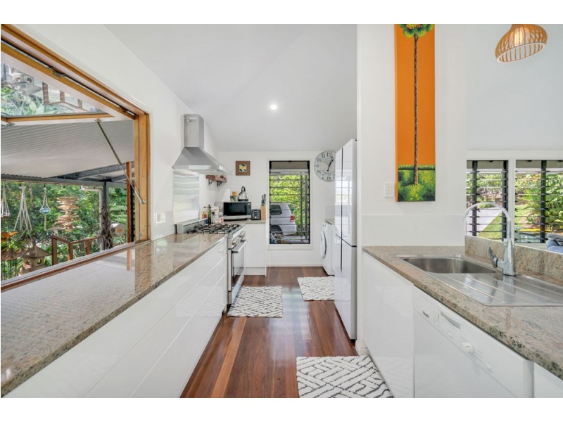 44 Hodel Street, Whitfield QLD 4870
