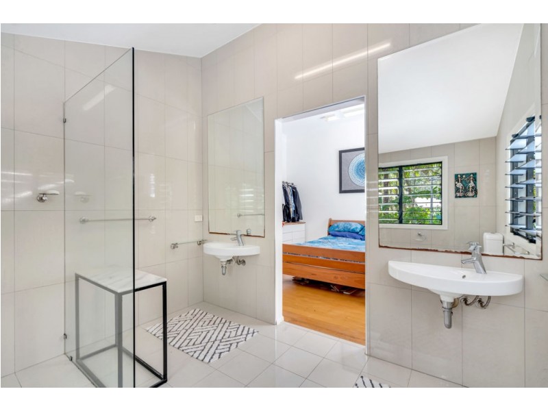 44 Hodel Street, Whitfield QLD 4870