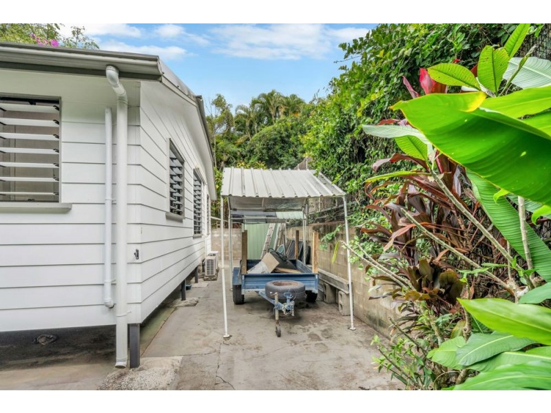44 Hodel Street, Whitfield QLD 4870