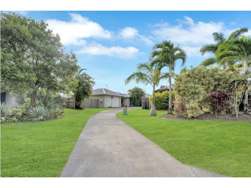 15 Goldberg Close, White Rock QLD 4868