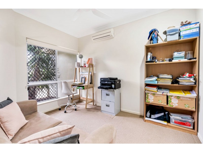 15 Goldberg Close, White Rock QLD 4868