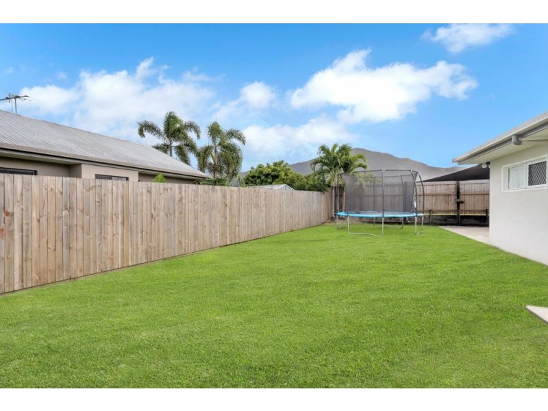 15 Goldberg Close, White Rock QLD 4868