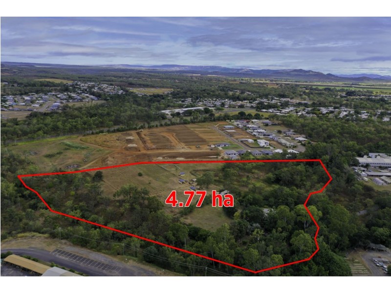 30 Peters Street, Mareeba QLD 4880