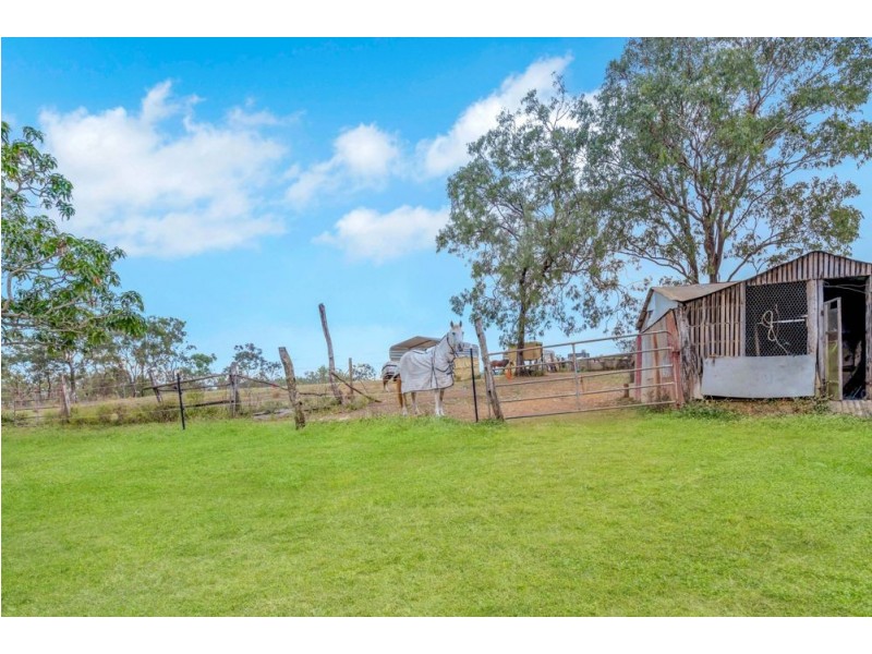 30 Peters Street, Mareeba QLD 4880