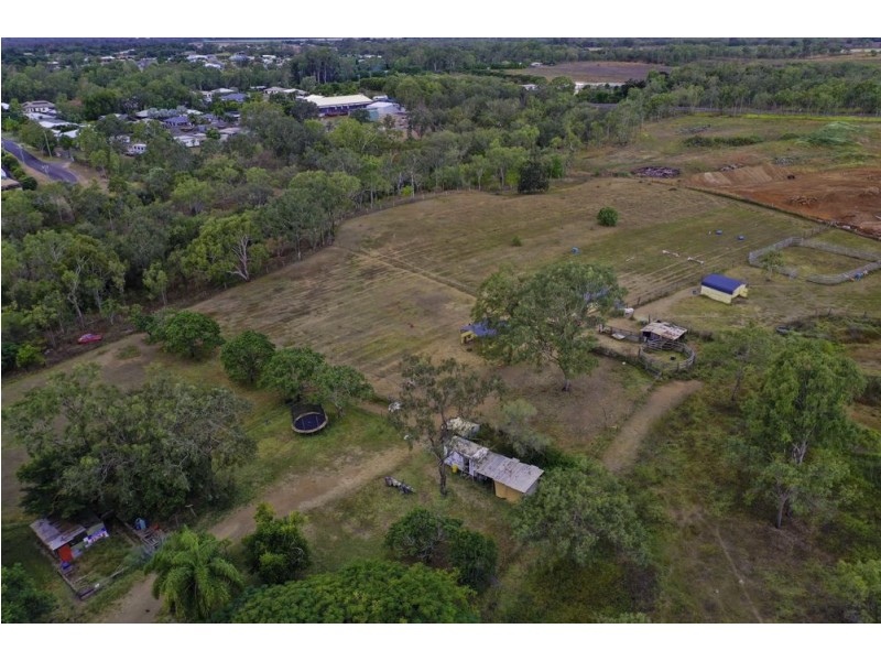 30 Peters Street, Mareeba QLD 4880