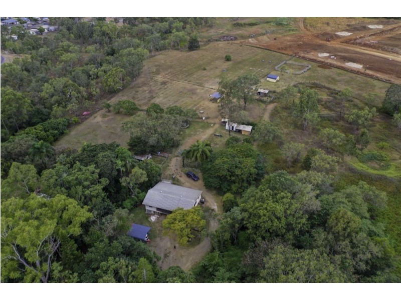 30 Peters Street, Mareeba QLD 4880