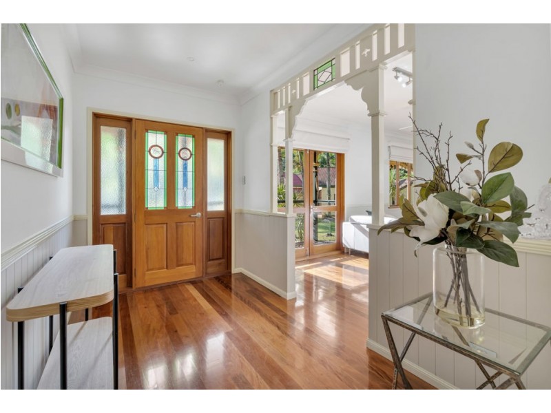 18 Glacier Road, Kamerunga QLD 4870