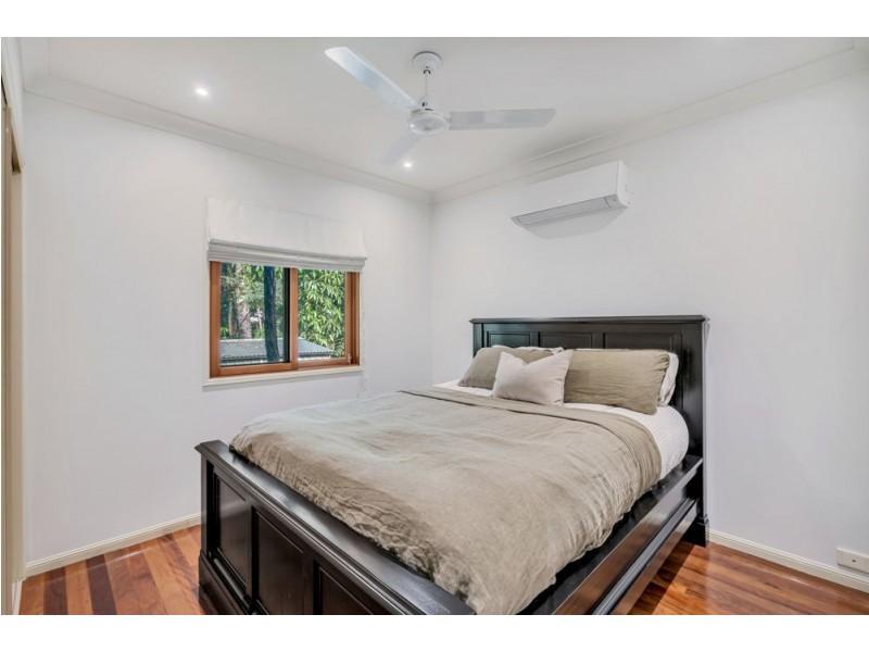 18 Glacier Road, Kamerunga QLD 4870