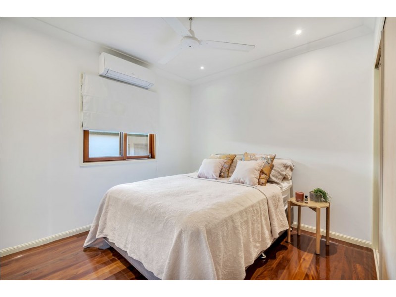 18 Glacier Road, Kamerunga QLD 4870