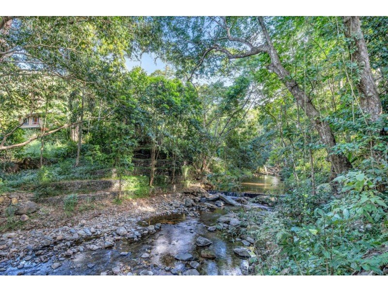 18 Glacier Road, Kamerunga QLD 4870