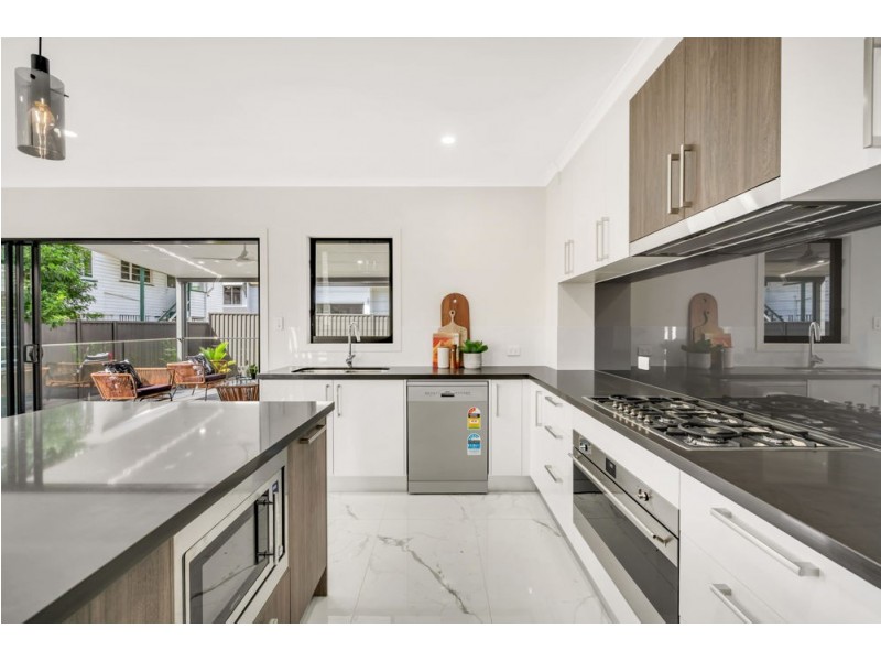 17A Smith Street, Cairns North QLD 4870