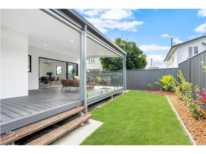 17A Smith Street, Cairns North QLD 4870