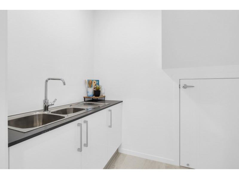 17B Smith Street, Cairns North QLD 4870