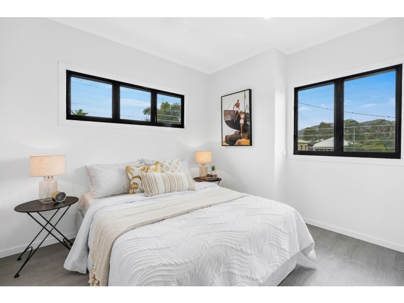 17B Smith Street, Cairns North QLD 4870