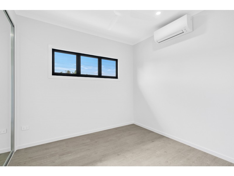 17B Smith Street, Cairns North QLD 4870