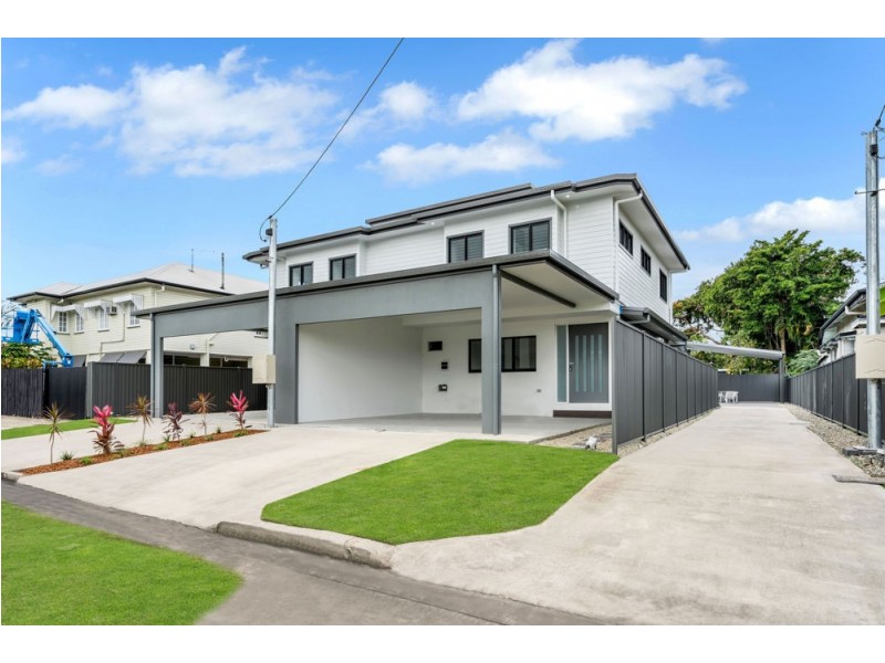 17B Smith Street, Cairns North QLD 4870