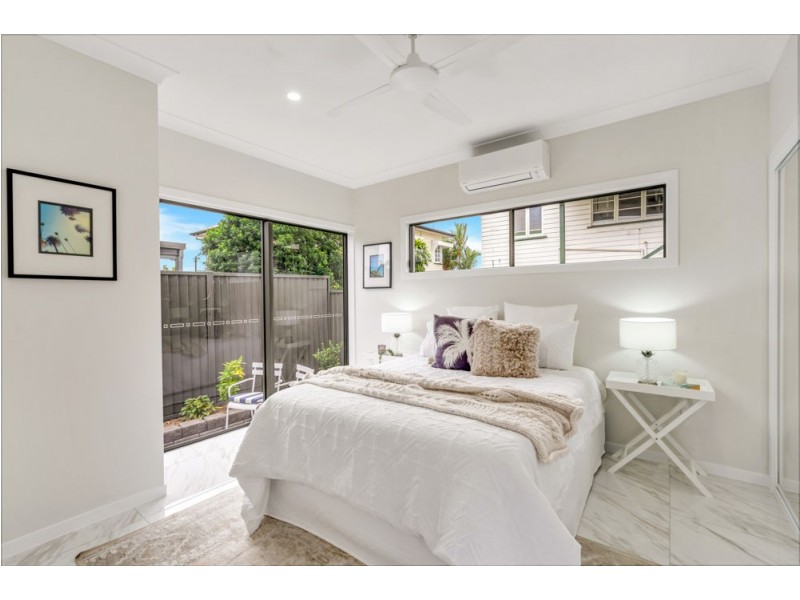 19 Smith Street, Cairns North QLD 4870