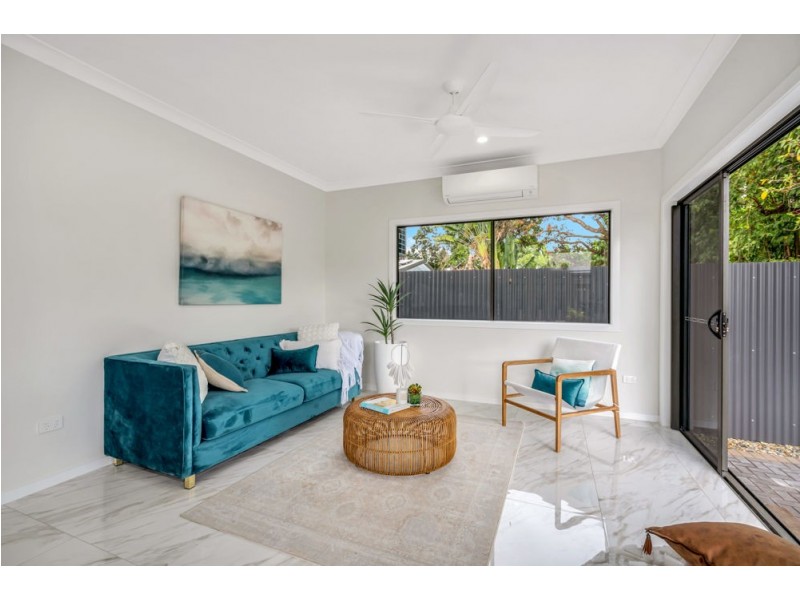 19 Smith Street, Cairns North QLD 4870