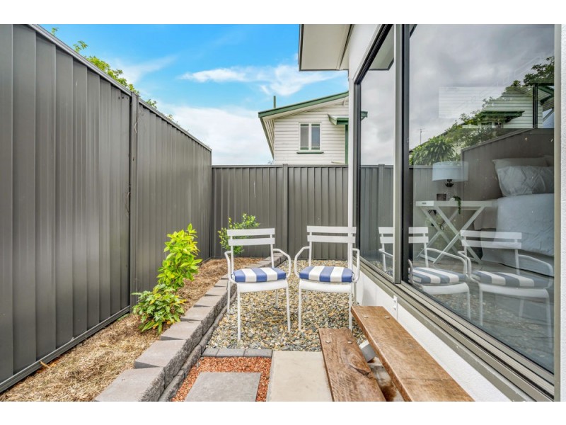 19 Smith Street, Cairns North QLD 4870