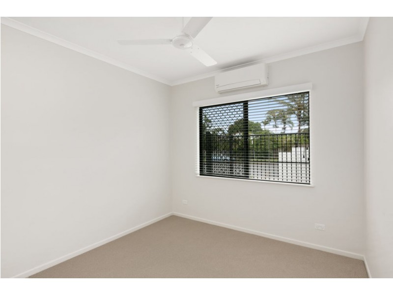 64 Murray Street, Manoora QLD 4870