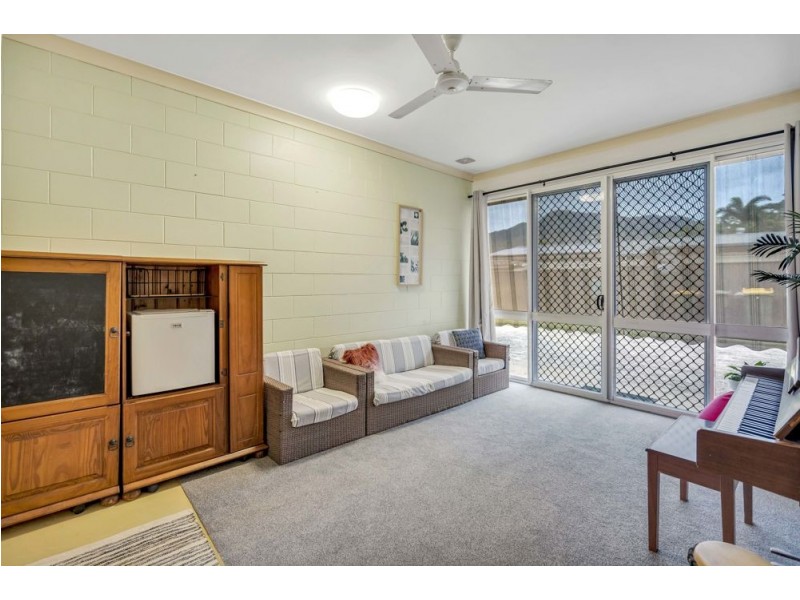 2/80 Hollywood Boulevard, White Rock QLD 4868