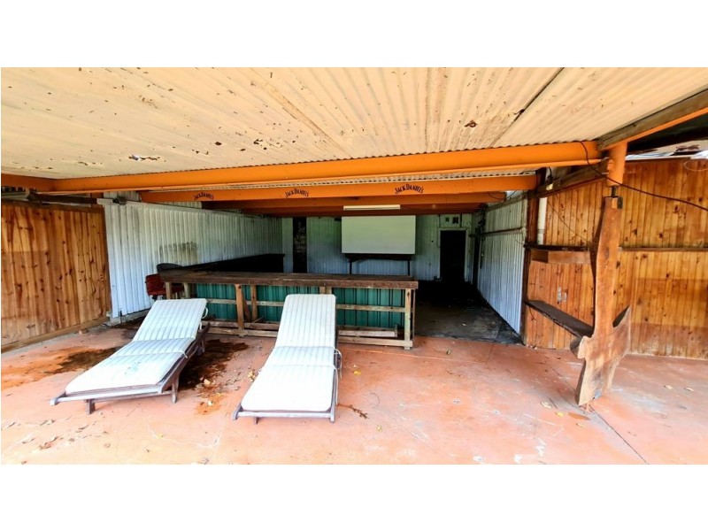 291-293 McCoombe Street, Mooroobool QLD 4870
