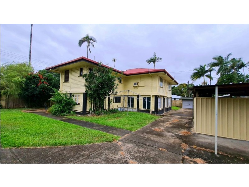 291-293 McCoombe Street, Mooroobool QLD 4870