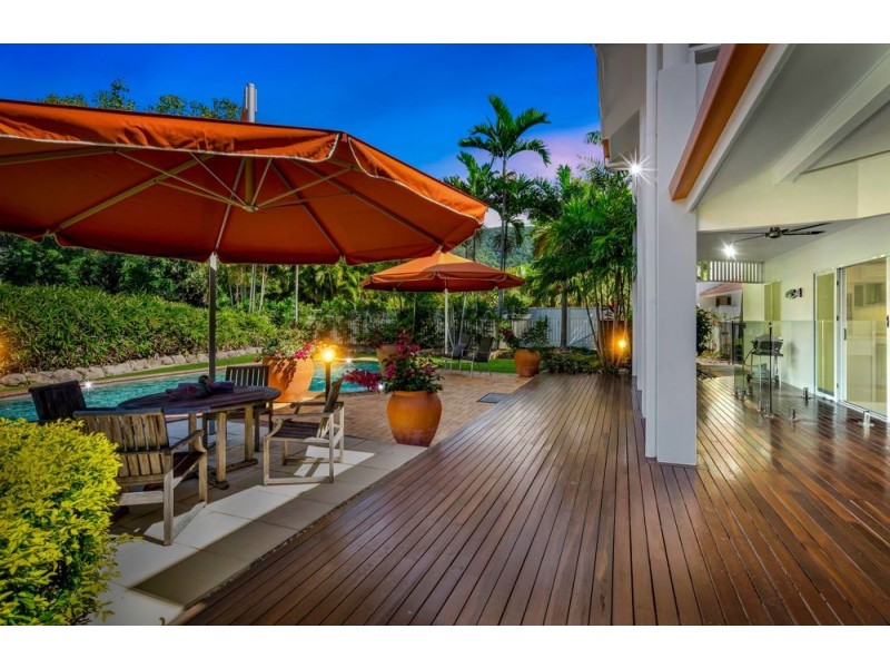 10 Cascade Avenue, Kewarra Beach QLD 4879