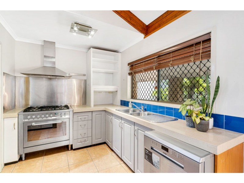 154 Woodward Street, Edge Hill QLD 4870