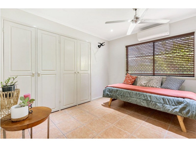 154 Woodward Street, Edge Hill QLD 4870