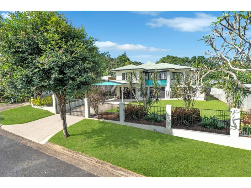 22 Junction Street, Edge Hill QLD 4870