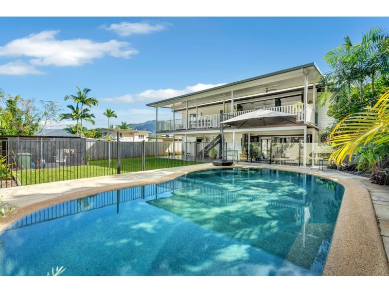 22 Junction Street, Edge Hill QLD 4870