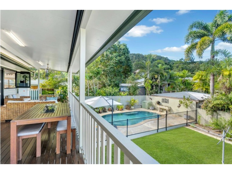 22 Junction Street, Edge Hill QLD 4870