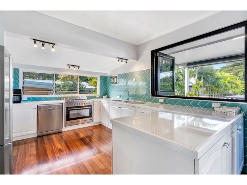 22 Junction Street, Edge Hill QLD 4870