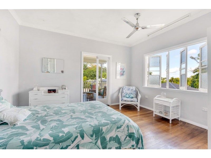 22 Junction Street, Edge Hill QLD 4870