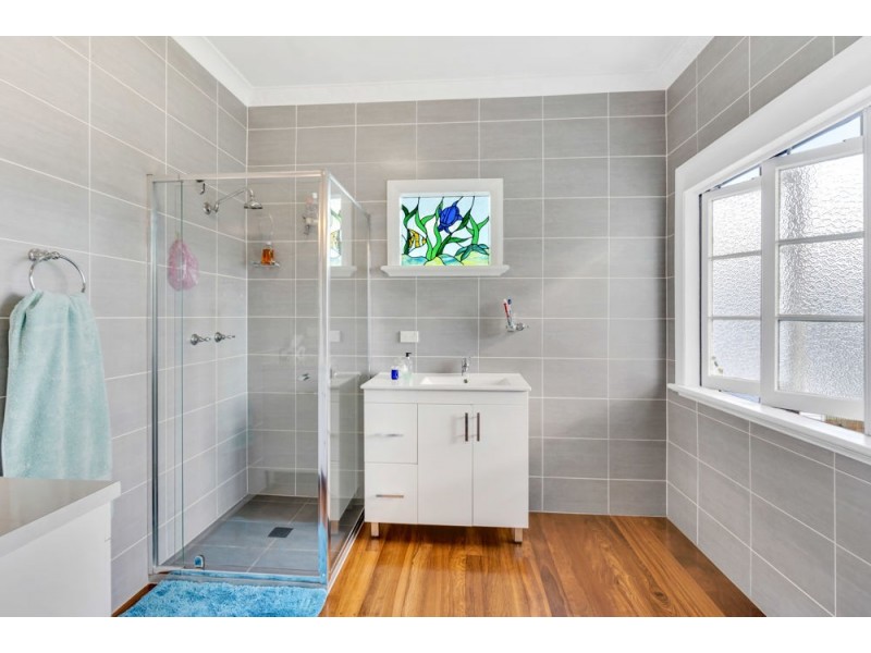 22 Junction Street, Edge Hill QLD 4870