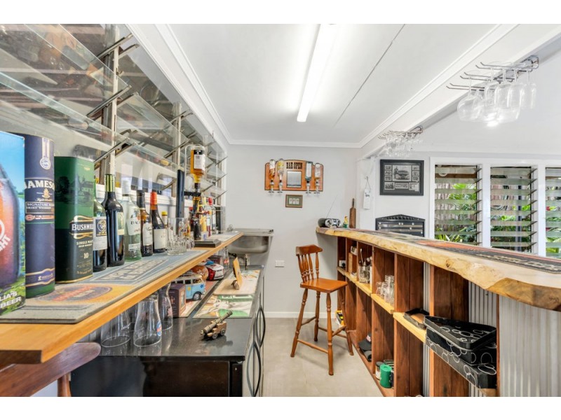 22 Junction Street, Edge Hill QLD 4870