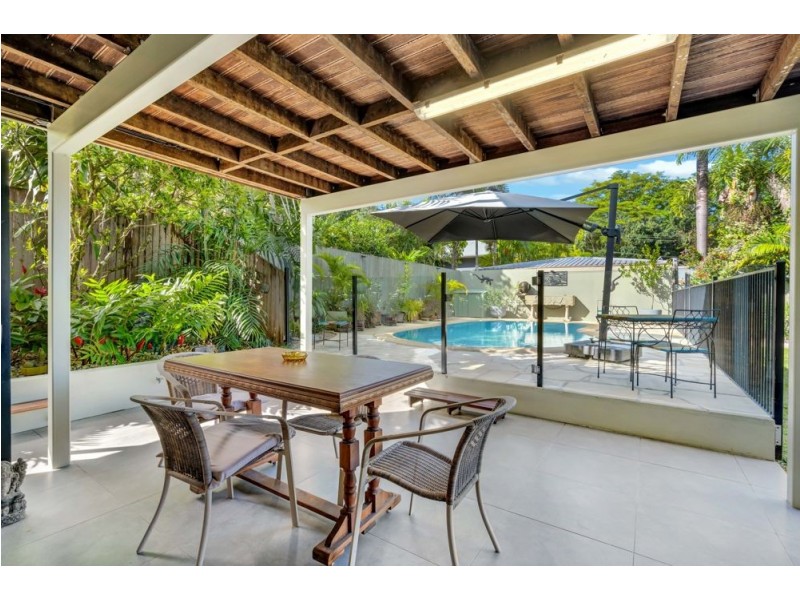 22 Junction Street, Edge Hill QLD 4870