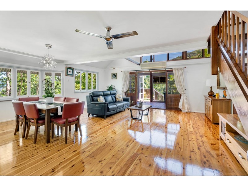 302 Toogood Road, Bayview Heights QLD 4868