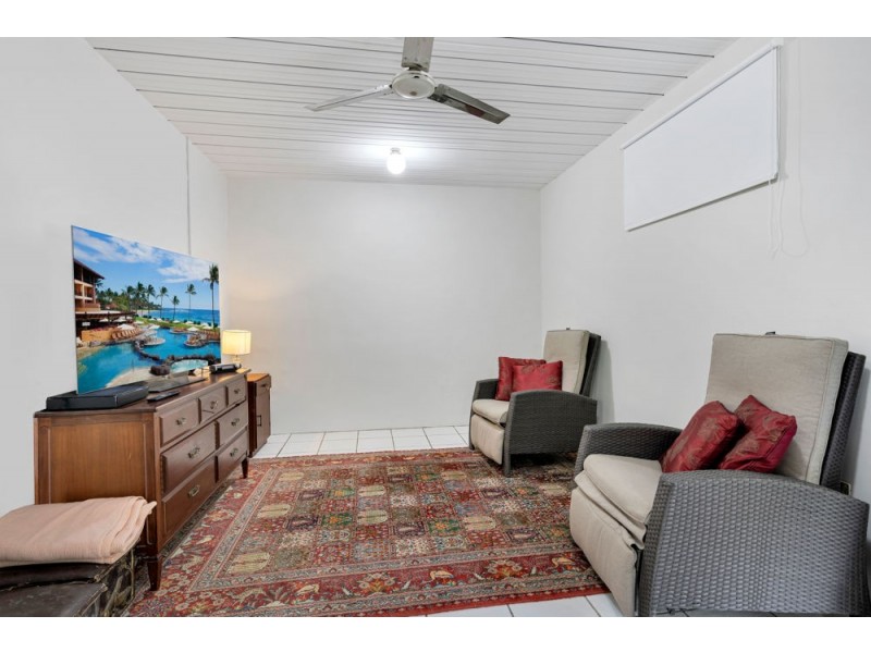 302 Toogood Road, Bayview Heights QLD 4868