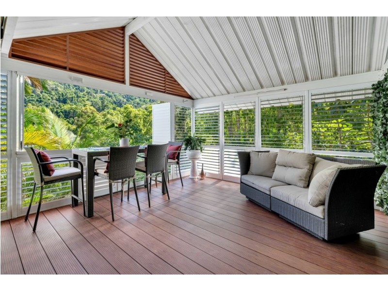 302 Toogood Road, Bayview Heights QLD 4868