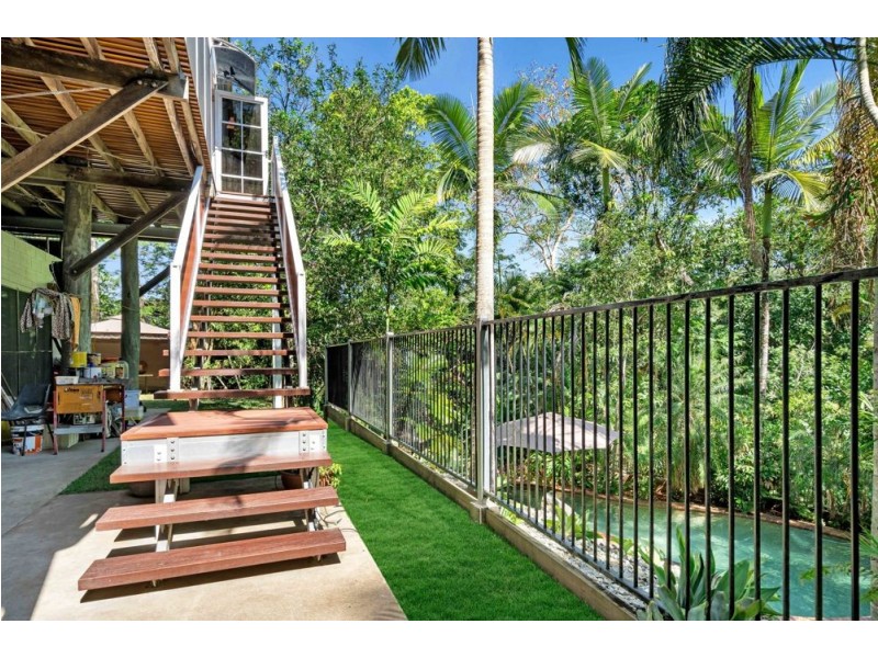 302 Toogood Road, Bayview Heights QLD 4868