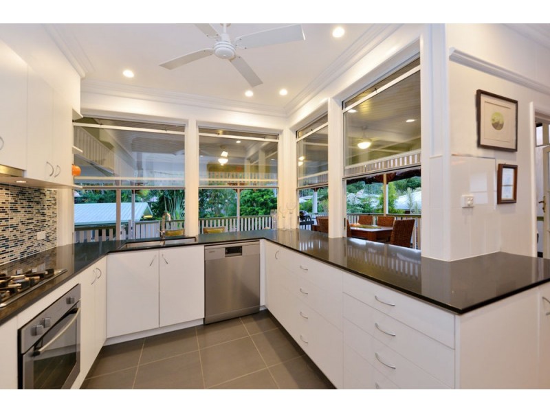 232 Woodward Street, Whitfield QLD 4870