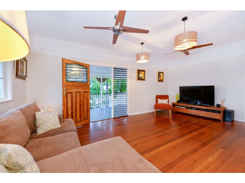 232 Woodward Street, Whitfield QLD 4870