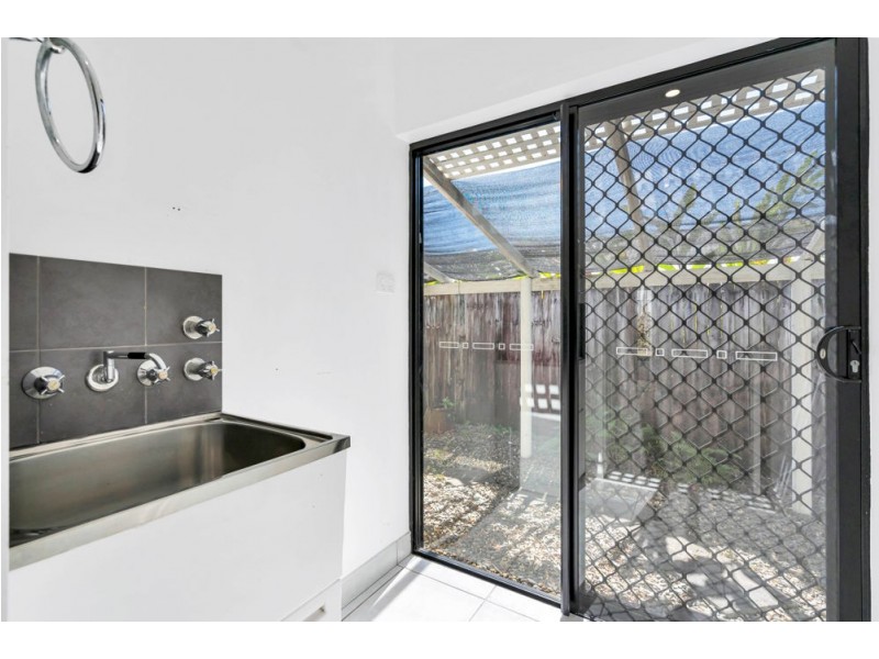 44 Savannah Street, Palm Cove QLD 4879