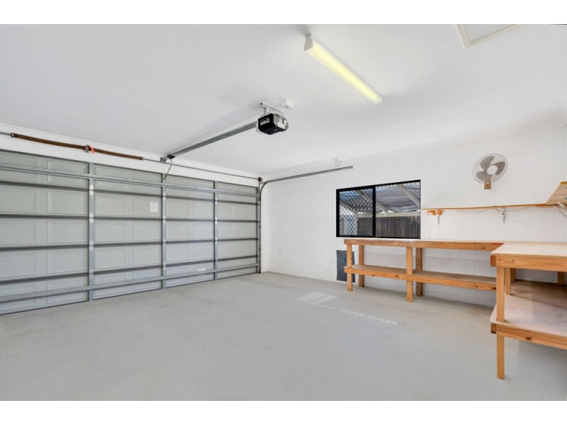 44 Savannah Street, Palm Cove QLD 4879