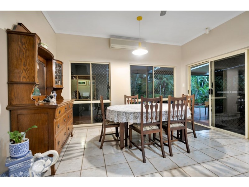 36 Gloucester Street, Whitfield QLD 4870