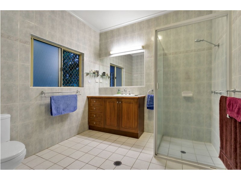 36 Gloucester Street, Whitfield QLD 4870